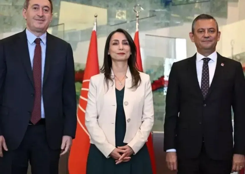 DEM Parti Eş Genel B...