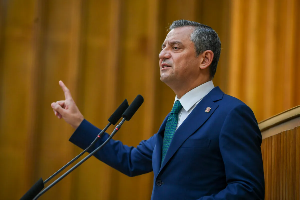 CHP Genel Başkanı Öz...