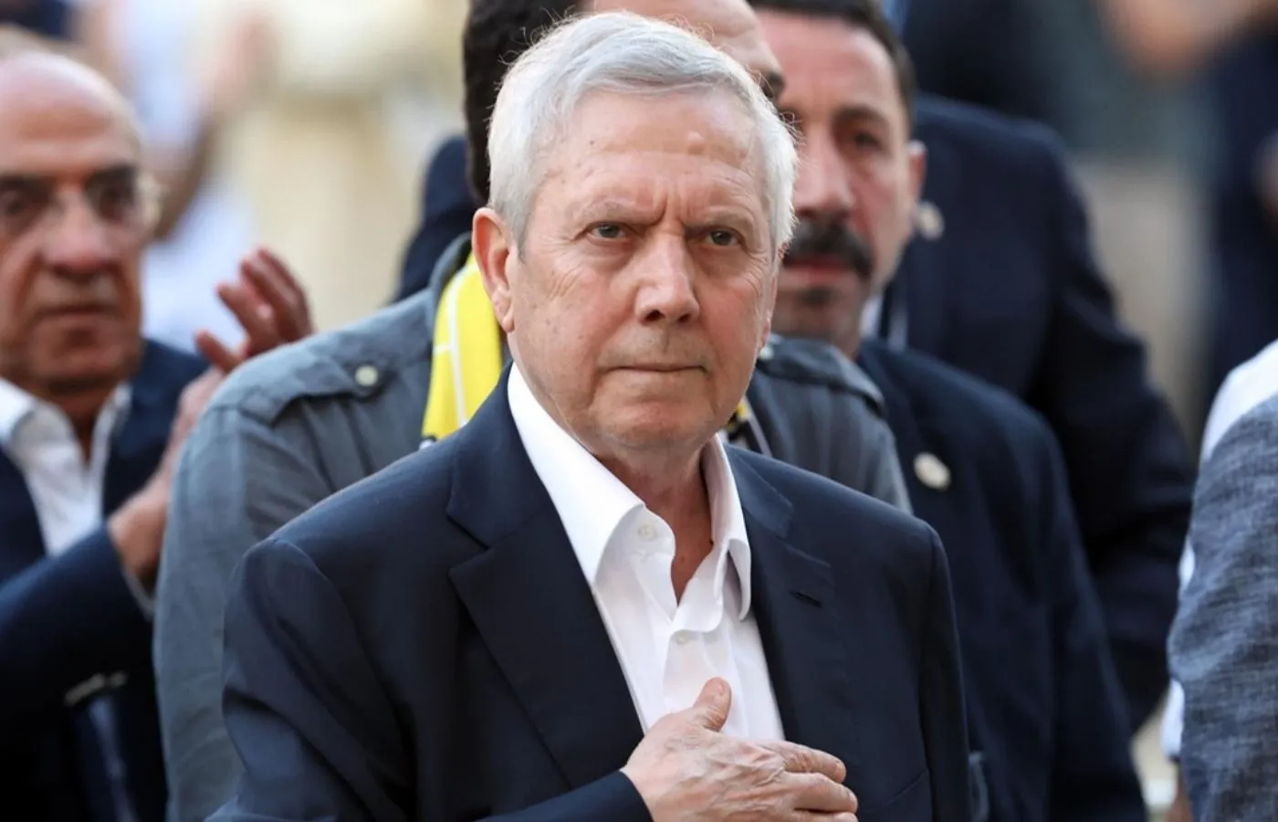 Fenerbahçe'de Seçim Ateşi Yükseliyor: Aziz Yıldırım "Ben de Varım" Dedi! Kadıköy’de Kartlar Yeniden Karılıyor!